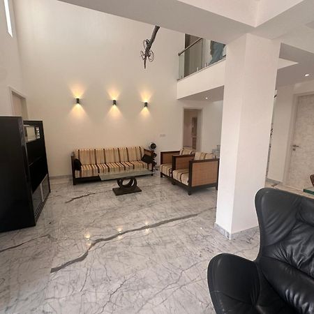 Mizzle Exotica Lonavala Apartment Luaran gambar