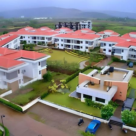 Mizzle Exotica Lonavala Apartment Luaran gambar