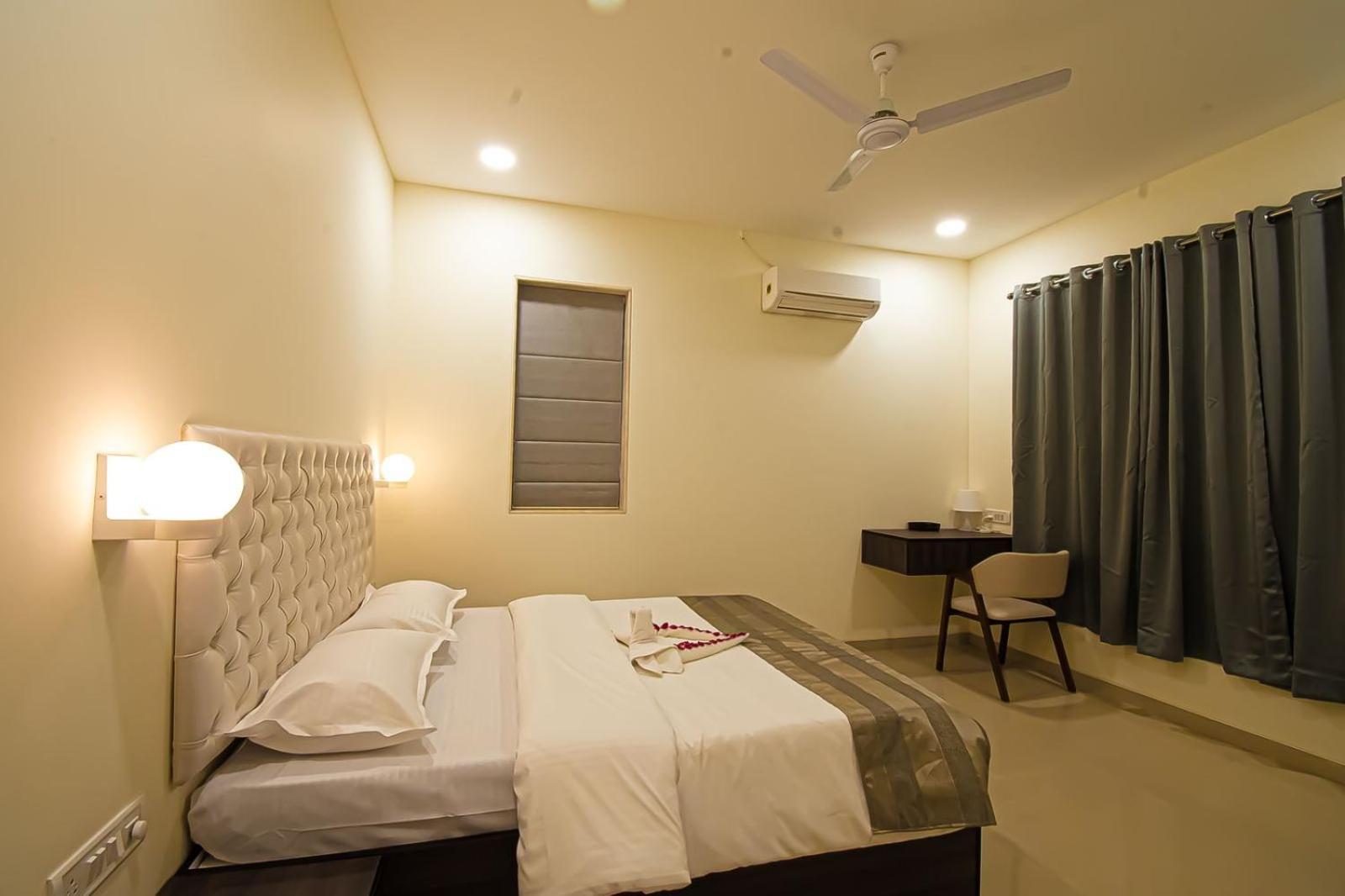 Mizzle Exotica Lonavala Apartment Luaran gambar