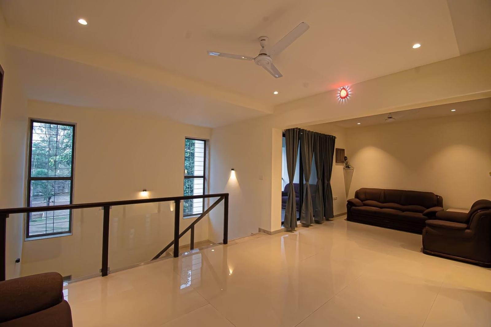 Mizzle Exotica Lonavala Apartment Luaran gambar
