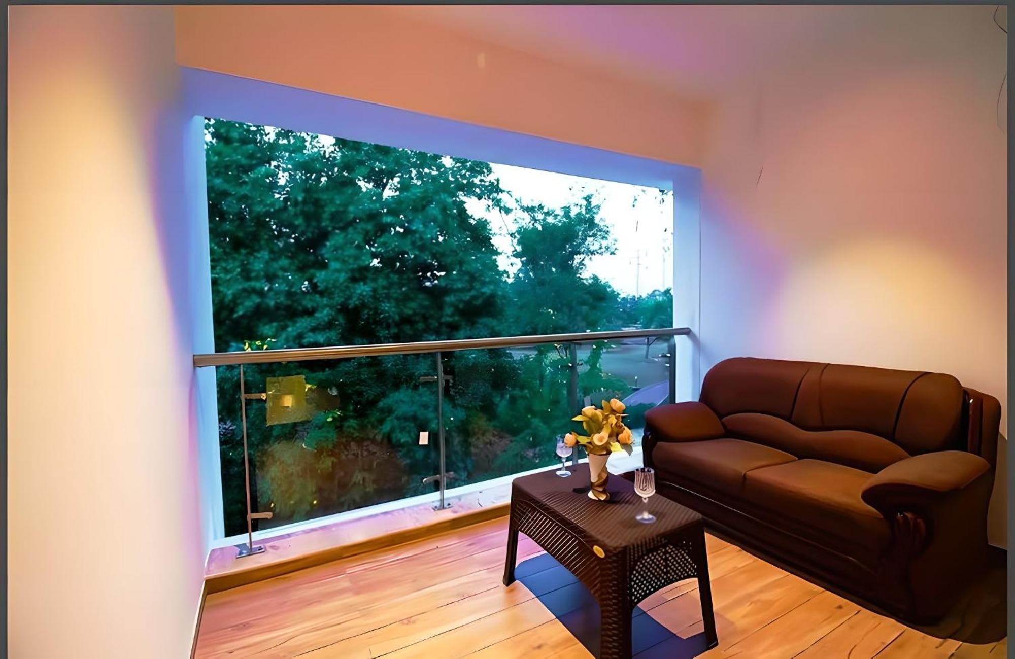 Mizzle Exotica Lonavala Apartment Luaran gambar