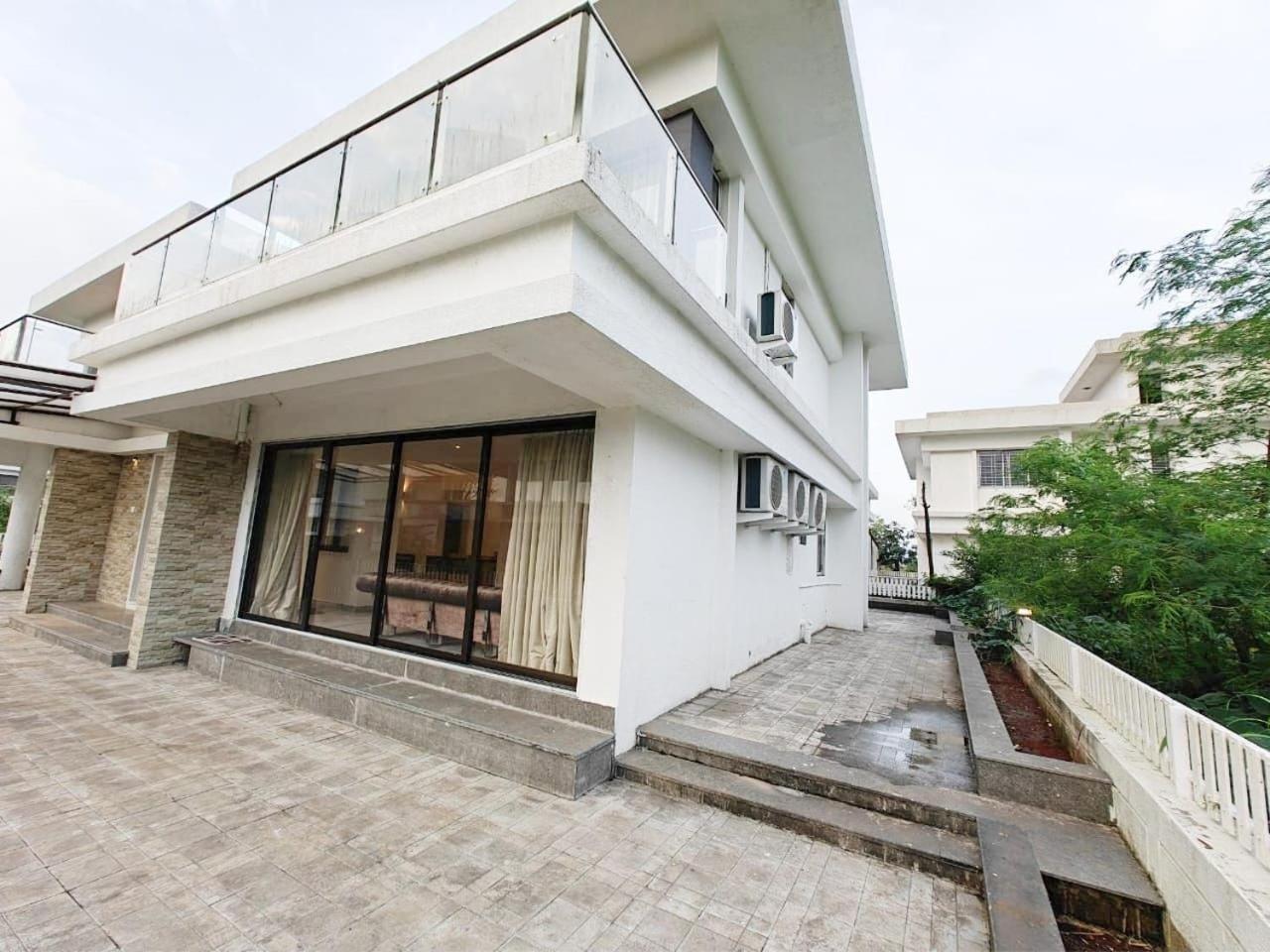 Mizzle Exotica Lonavala Apartment Luaran gambar