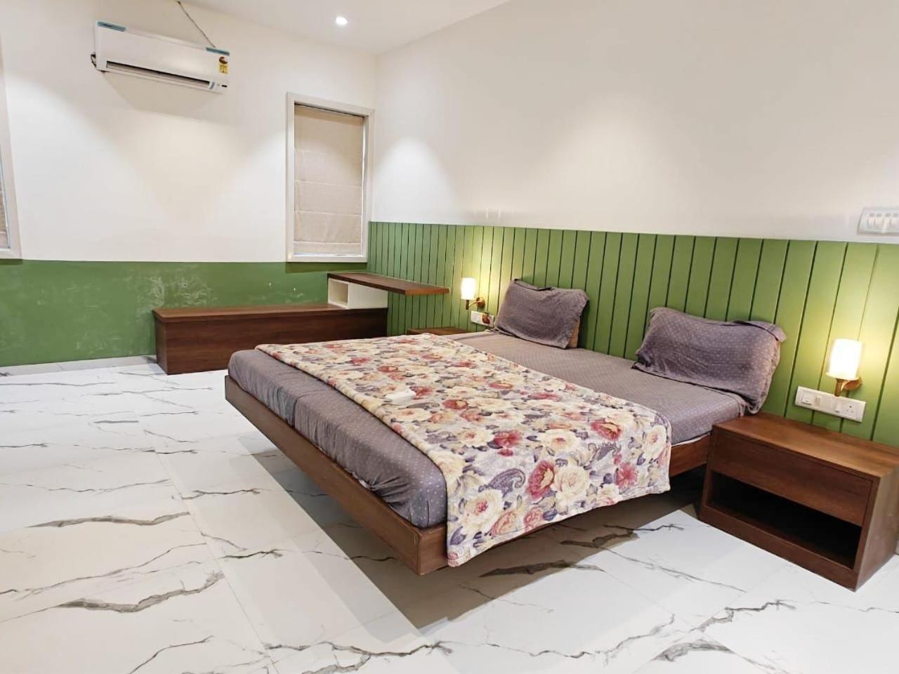 Mizzle Exotica Lonavala Apartment Luaran gambar